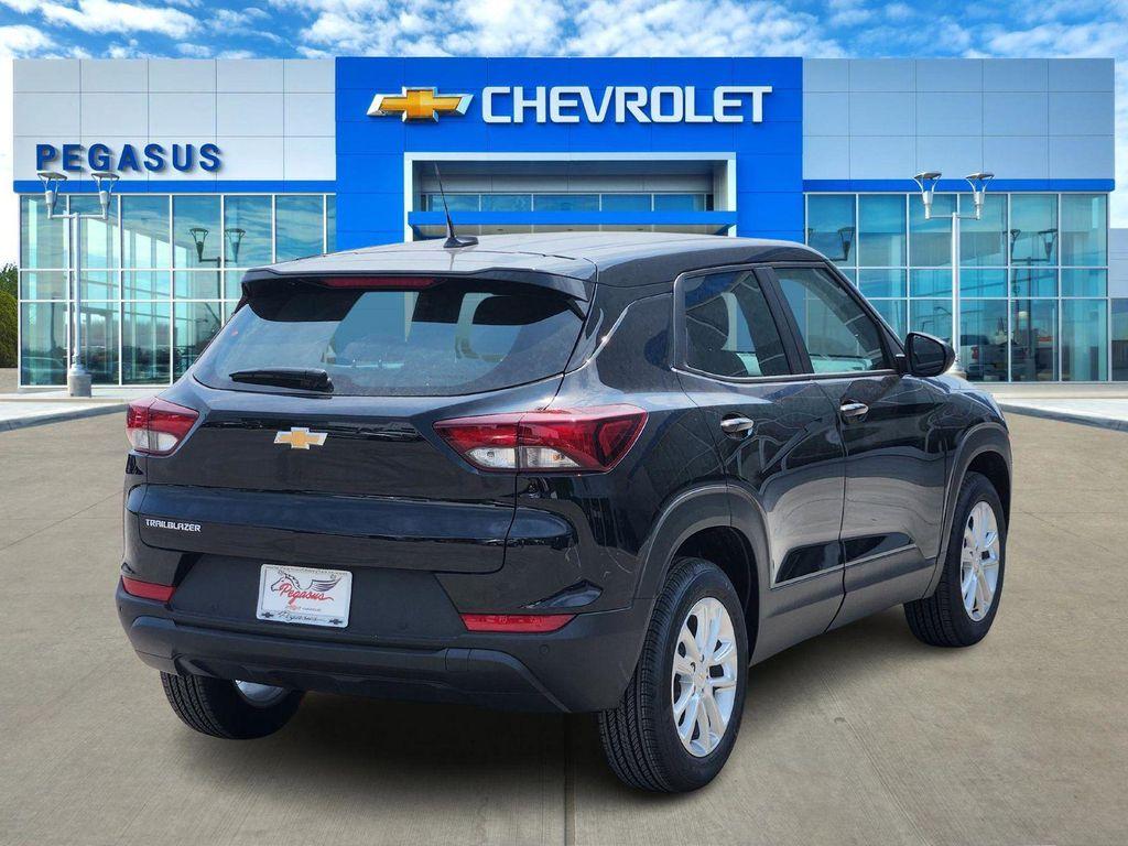 new 2026 Chevrolet TrailBlazer car, priced at $25,380