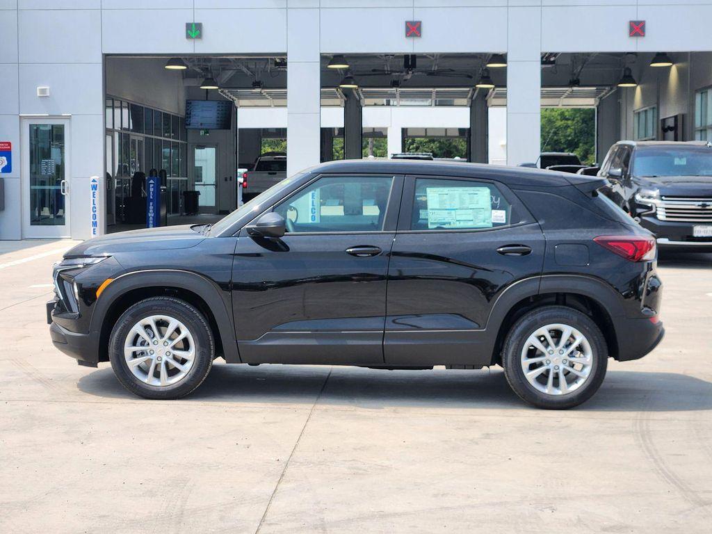 new 2026 Chevrolet TrailBlazer car, priced at $25,380