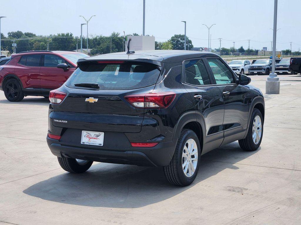new 2026 Chevrolet TrailBlazer car, priced at $25,380