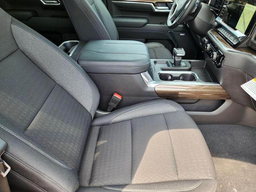 new 2025 Chevrolet Silverado 1500 car, priced at $55,504