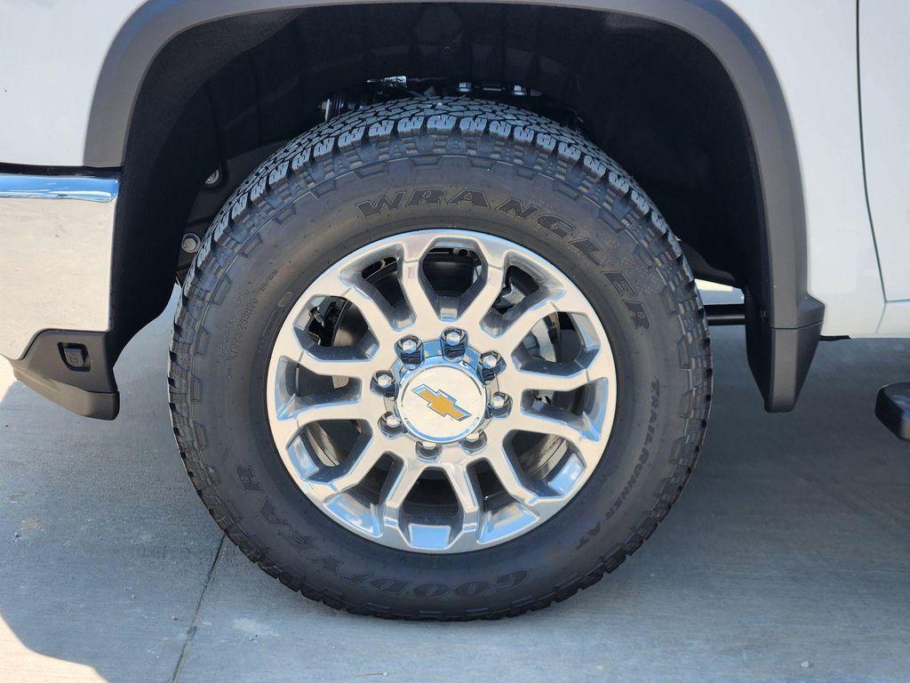 new 2025 Chevrolet Silverado 2500 car, priced at $78,470