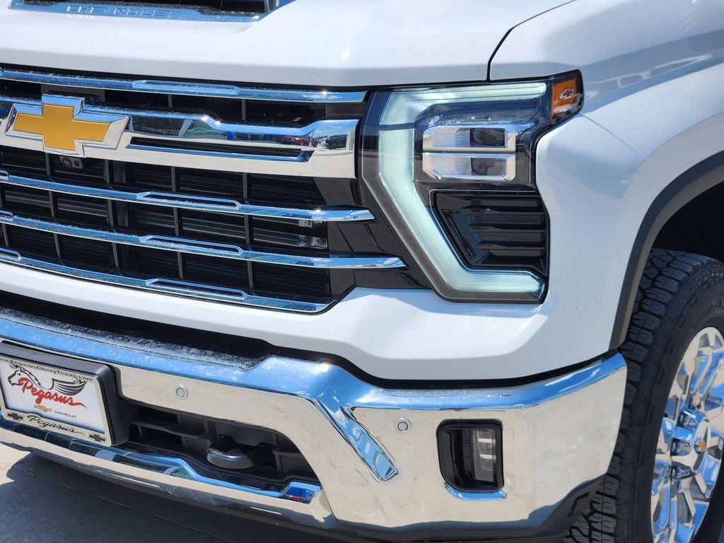 new 2025 Chevrolet Silverado 2500 car, priced at $78,470