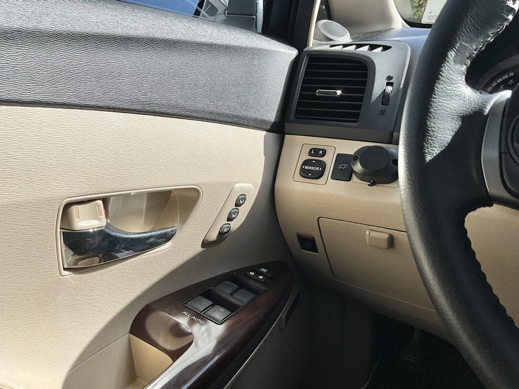 used 2013 Toyota Venza car, priced at $13,380