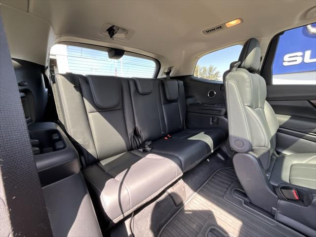 used 2024 Subaru Ascent car, priced at $43,880