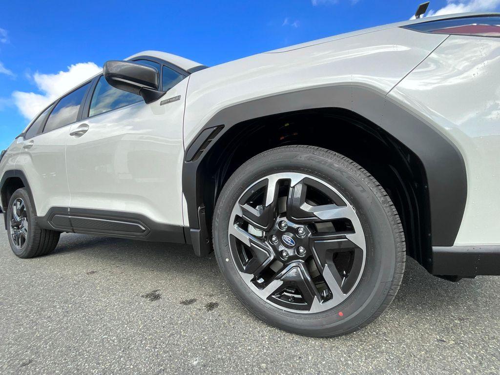 new 2025 Subaru Forester Hybrid car, priced at $39,018
