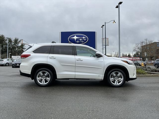 used 2017 Toyota Highlander Hybrid car, priced at $28,580