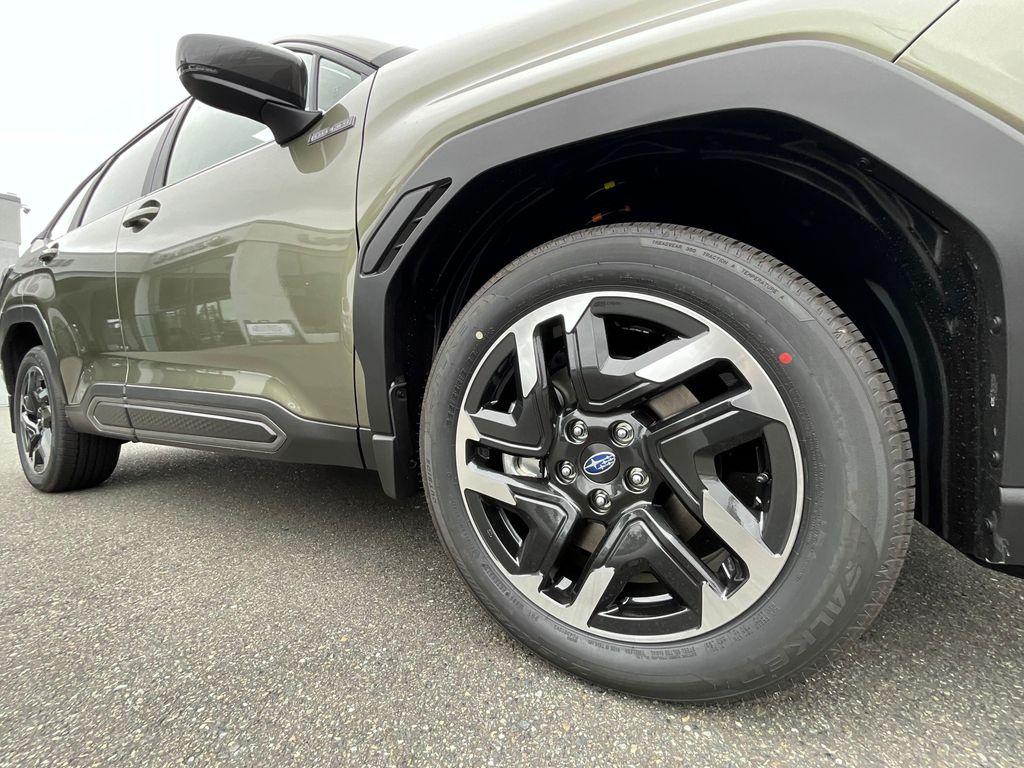new 2025 Subaru Forester Hybrid car, priced at $43,654