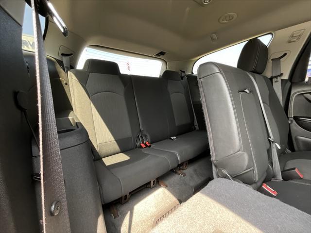 used 2015 Chevrolet Traverse car, priced at $10,780