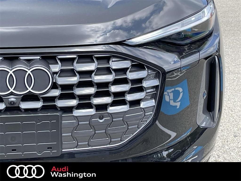 new 2025 Audi Q5 car, priced at $60,480
