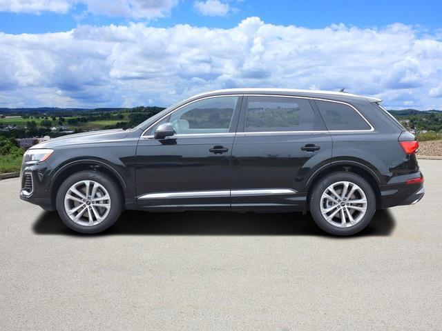 new 2025 Audi Q7 car, priced at $75,925