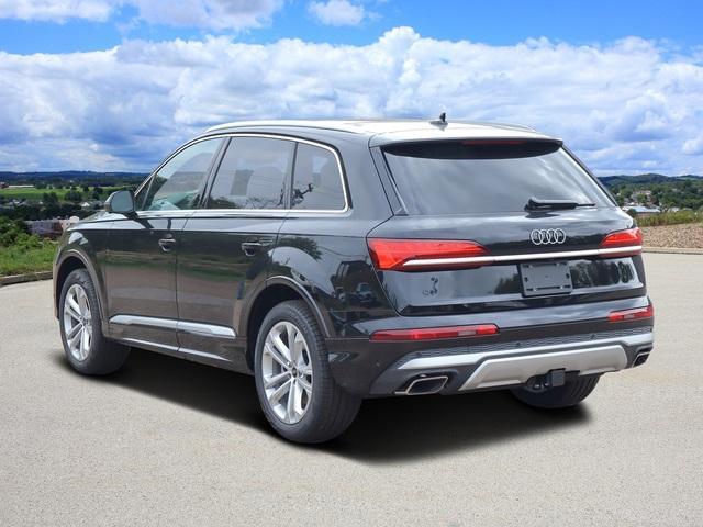 new 2025 Audi Q7 car, priced at $75,925