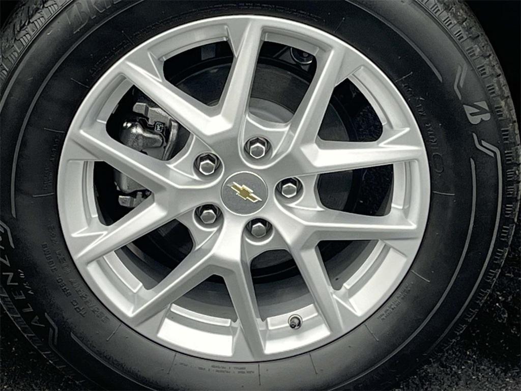 used 2023 Chevrolet Equinox car, priced at $22,998