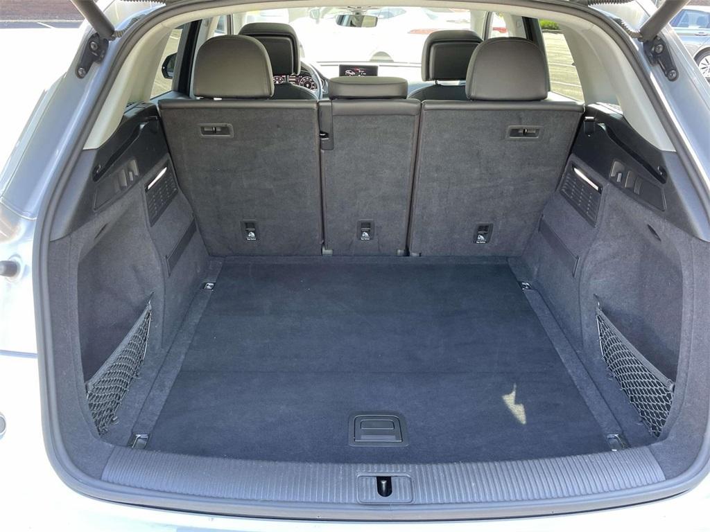 used 2018 Audi Q5 car, priced at $18,100