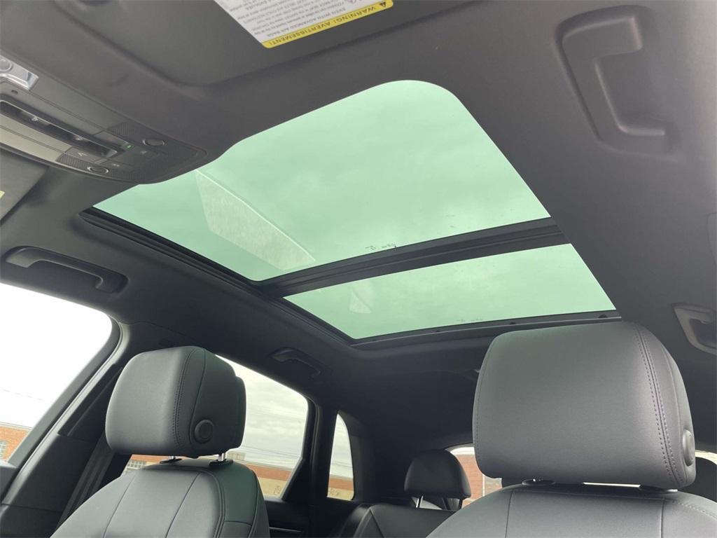 new 2025 Audi Q3 car, priced at $44,185