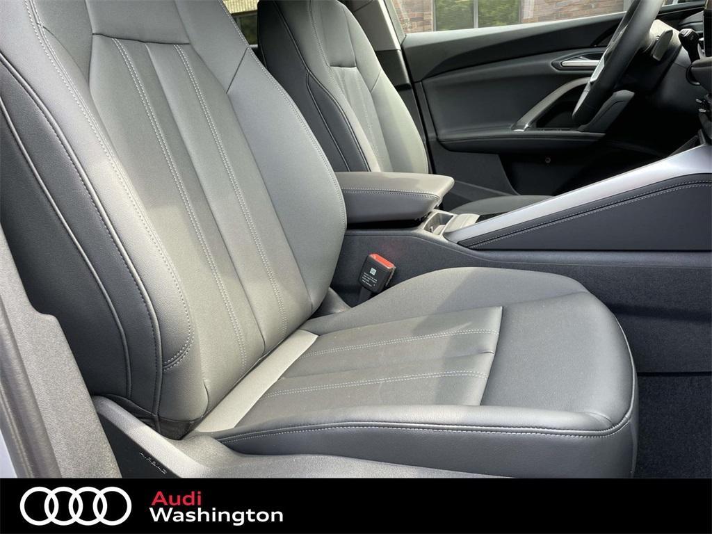 new 2025 Audi Q5 car, priced at $60,480