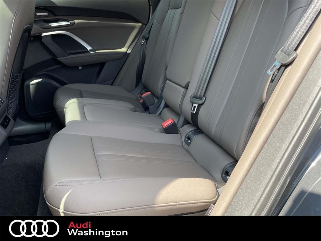 new 2025 Audi Q5 car, priced at $60,480