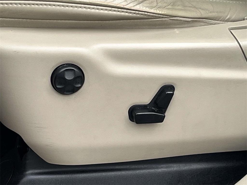 used 2014 Jeep Grand Cherokee car, priced at $9,998