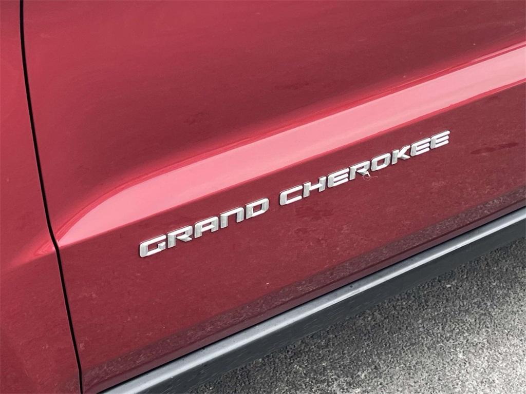 used 2014 Jeep Grand Cherokee car, priced at $9,998