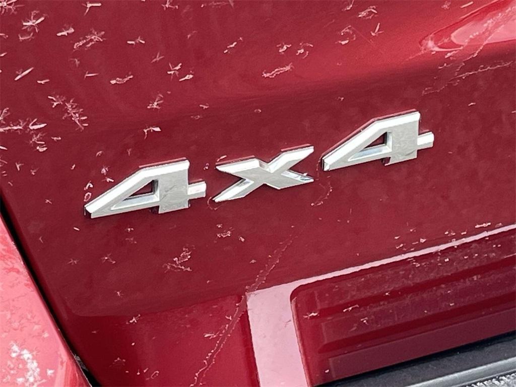 used 2014 Jeep Grand Cherokee car, priced at $9,998