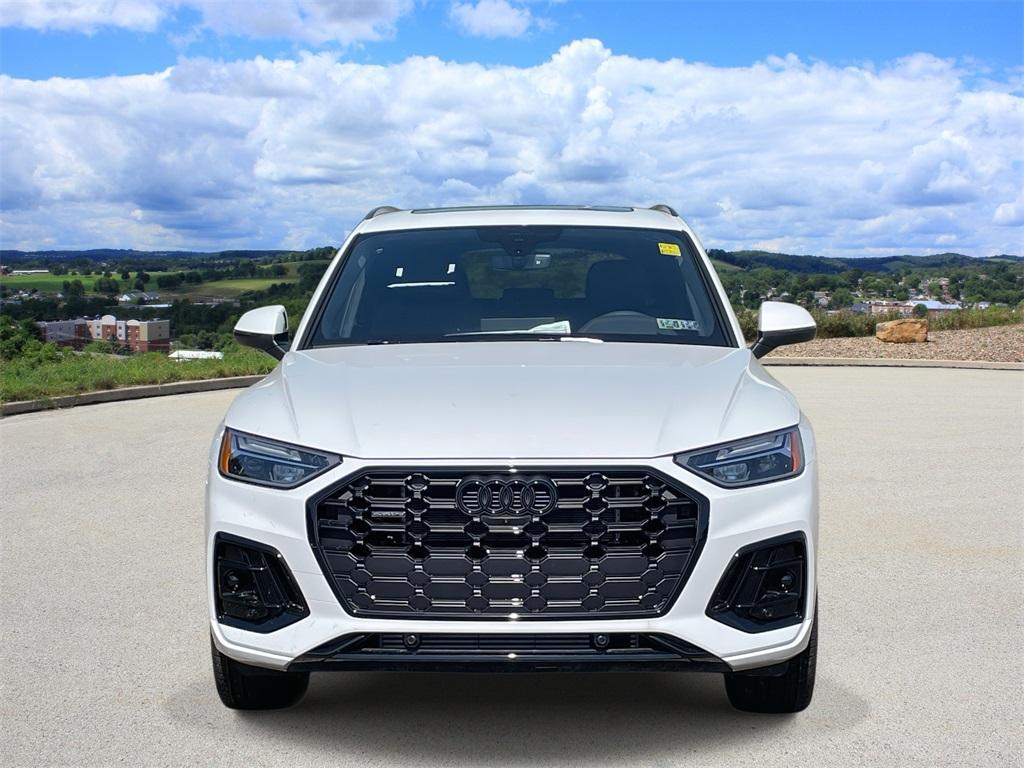 new 2025 Audi Q5 car, priced at $68,565