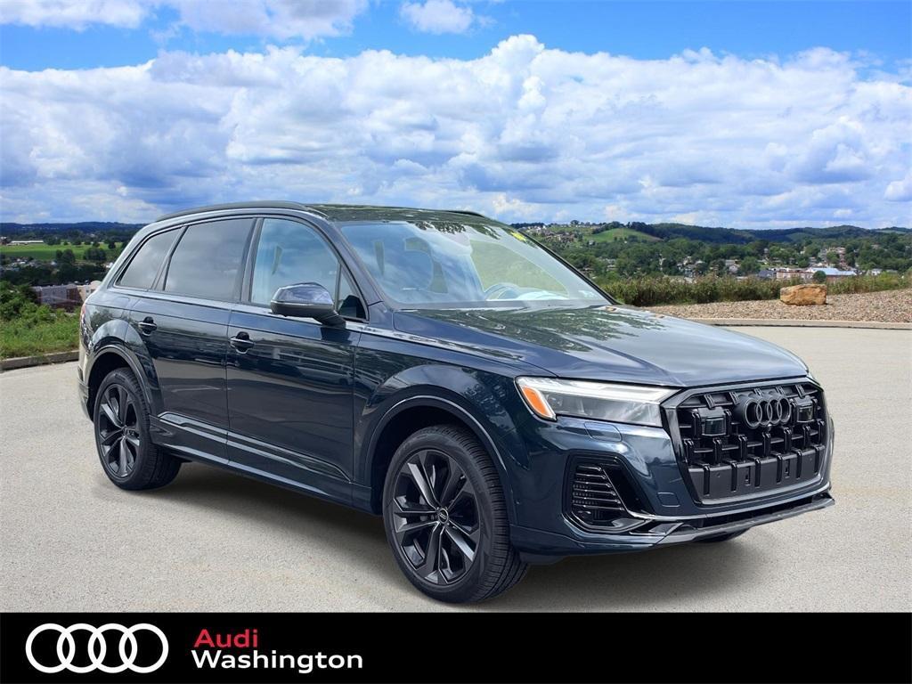 new 2025 Audi Q7 car, priced at $77,880