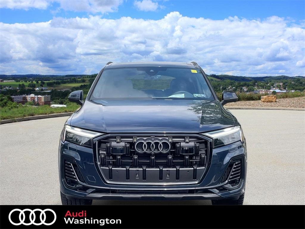new 2025 Audi Q7 car, priced at $77,880