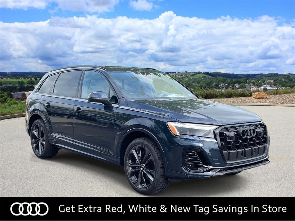 new 2025 Audi Q7 car, priced at $77,880