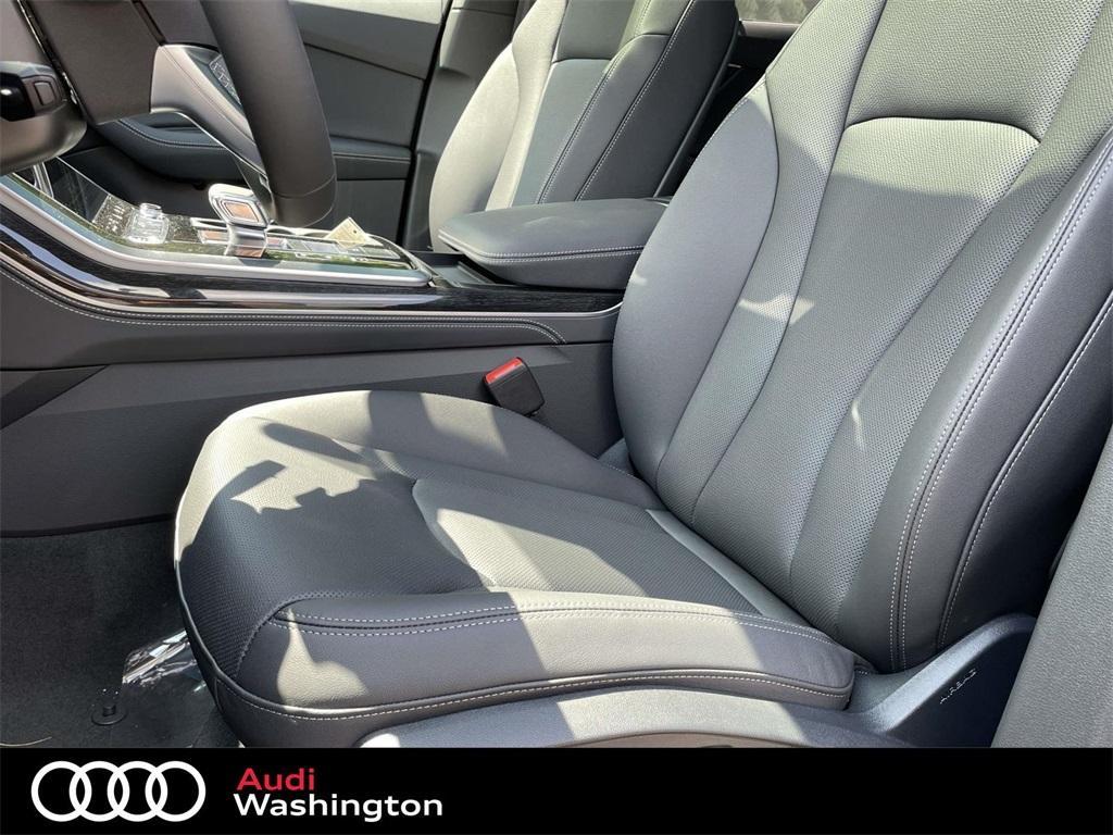 new 2025 Audi Q7 car, priced at $76,350