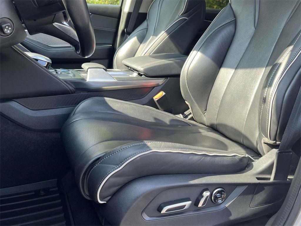 used 2022 Acura MDX car, priced at $36,494