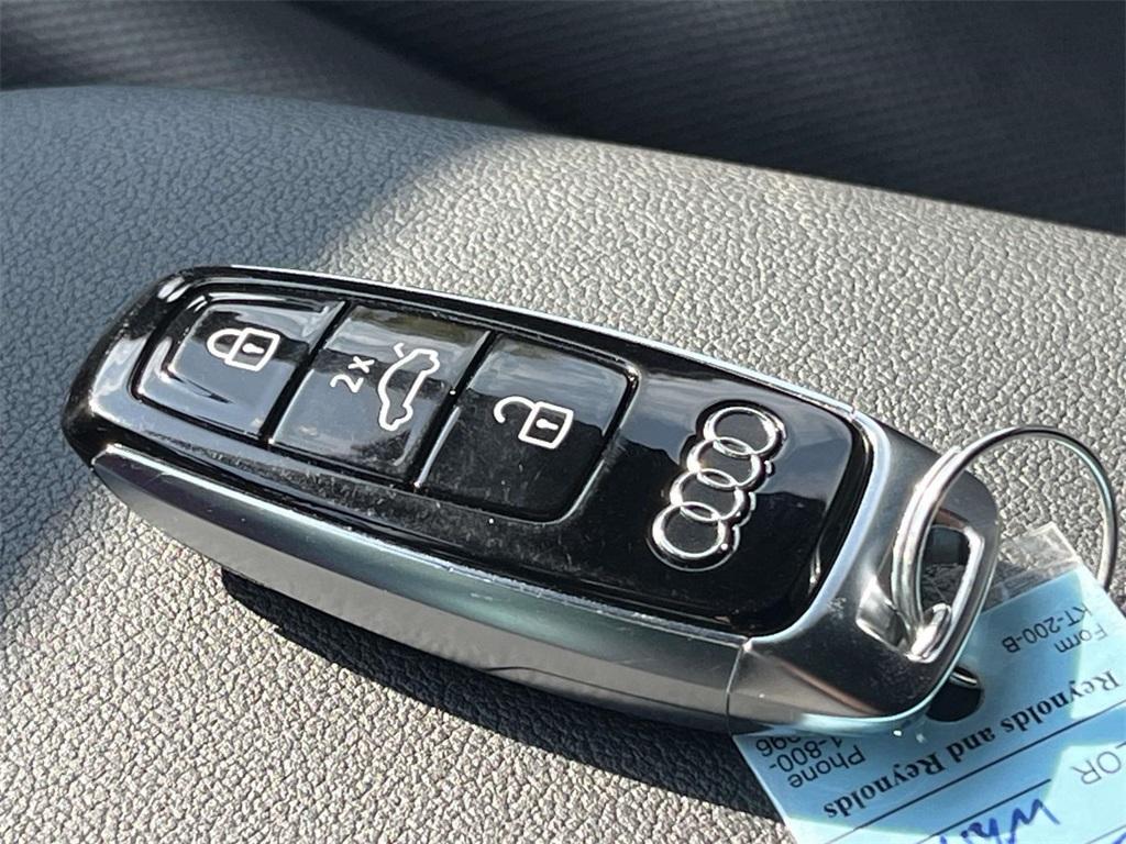 used 2020 Audi Q7 car, priced at $31,548