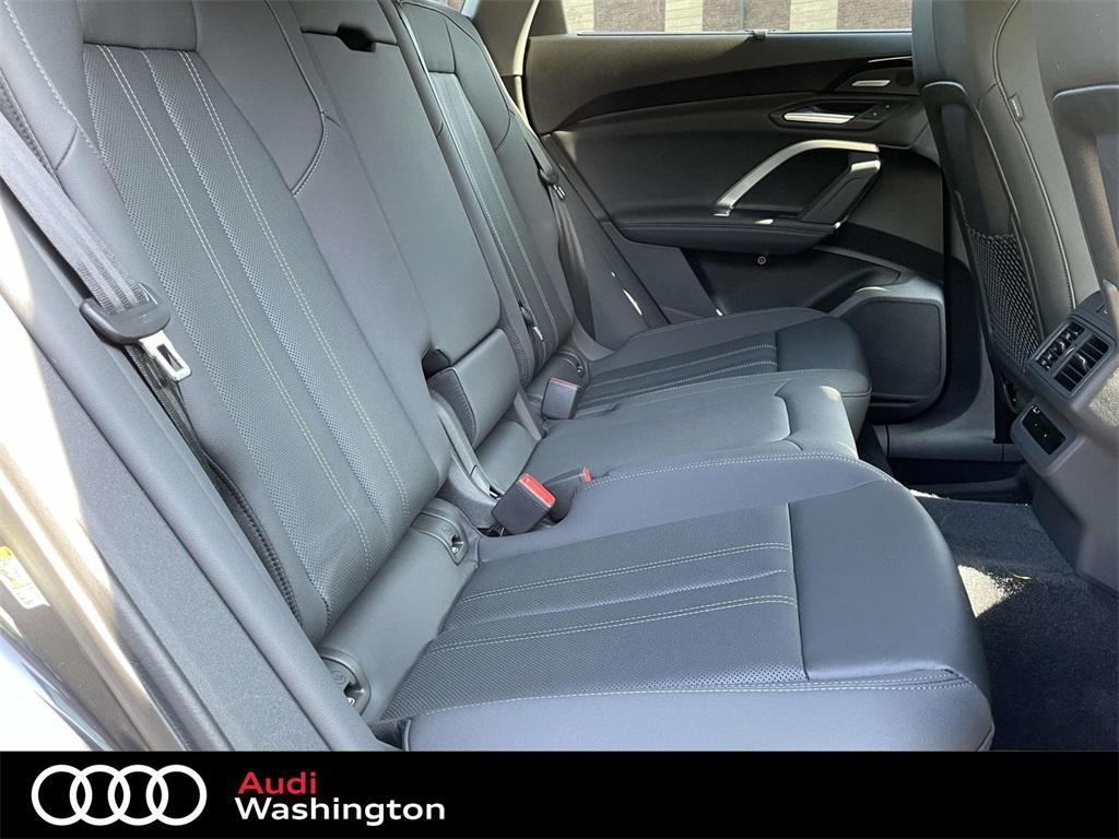 new 2025 Audi Q5 car, priced at $61,390
