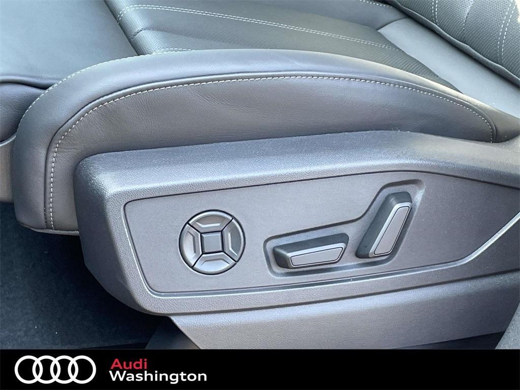 new 2025 Audi Q5 car, priced at $61,390
