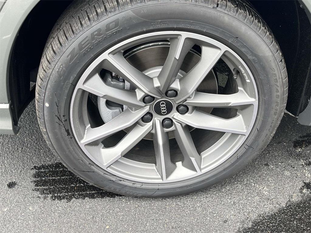 new 2025 Audi Q3 car, priced at $46,110