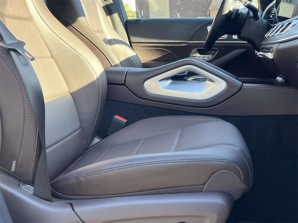 used 2023 Mercedes-Benz GLE 350 car, priced at $46,998