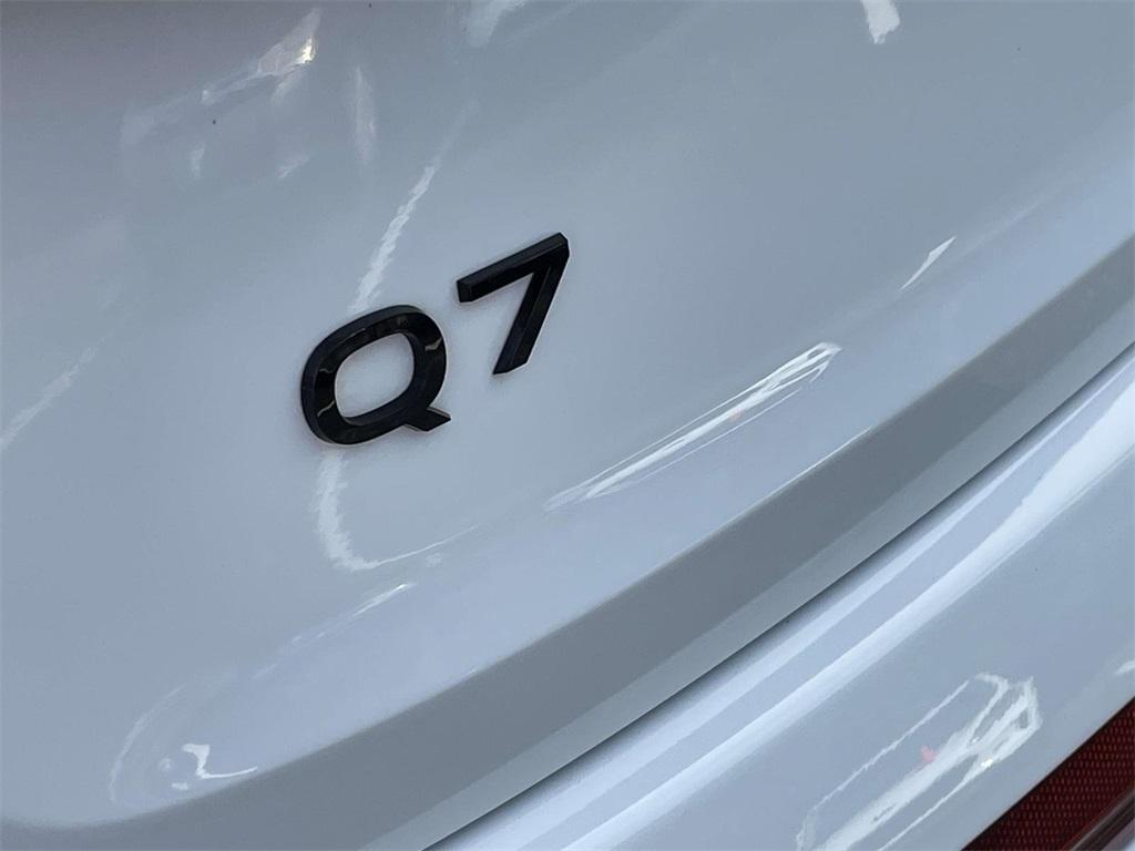 used 2025 Audi Q7 car, priced at $61,833