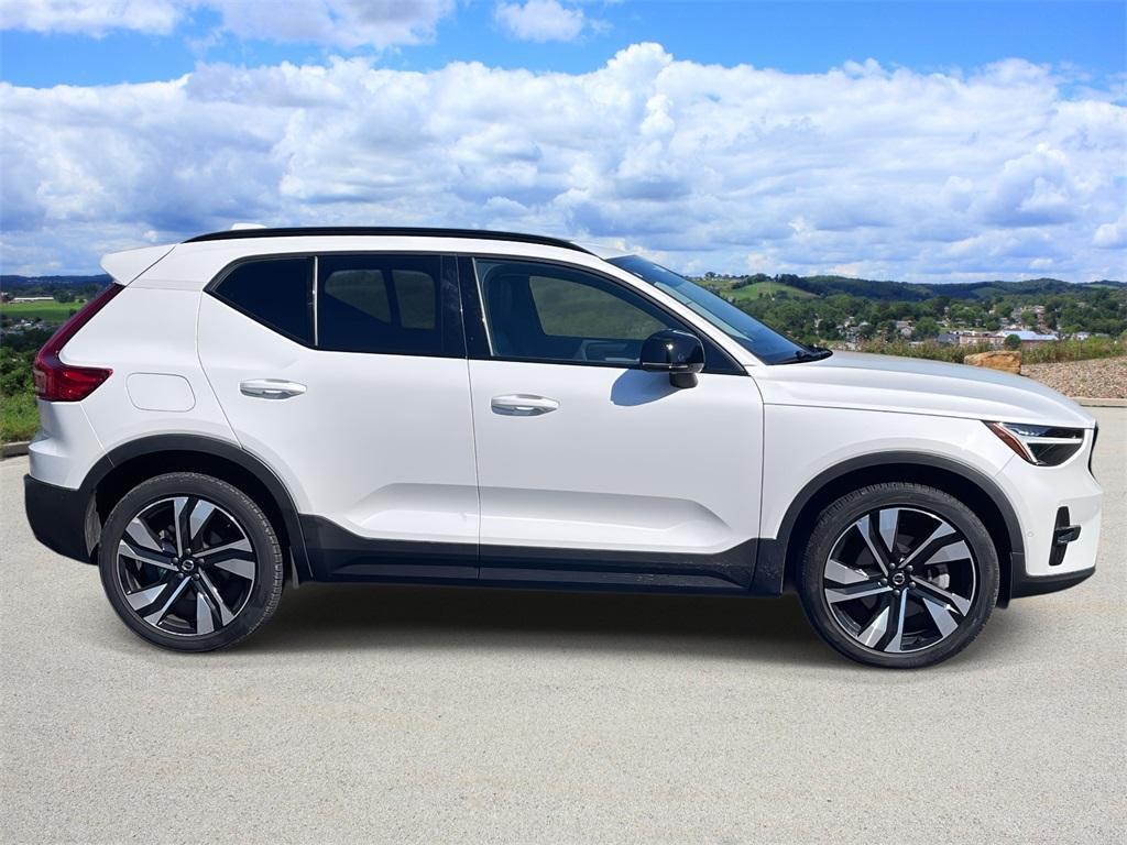 used 2024 Volvo XC40 car, priced at $33,700