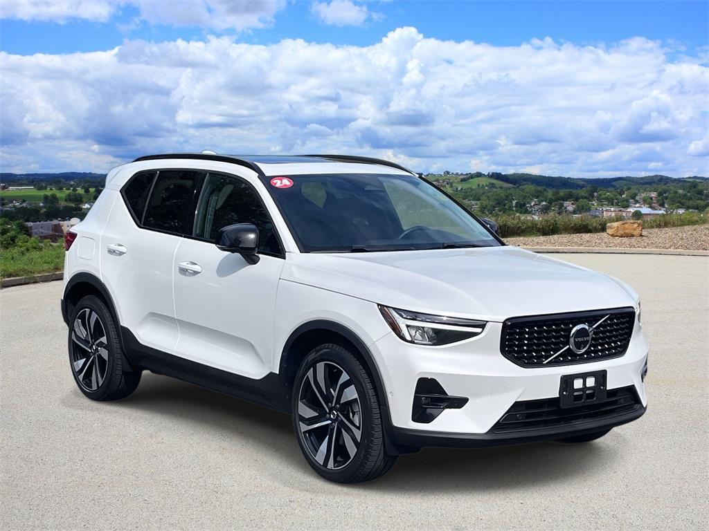 used 2024 Volvo XC40 car, priced at $33,150