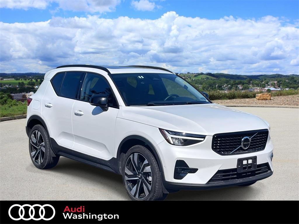 used 2024 Volvo XC40 car, priced at $33,700