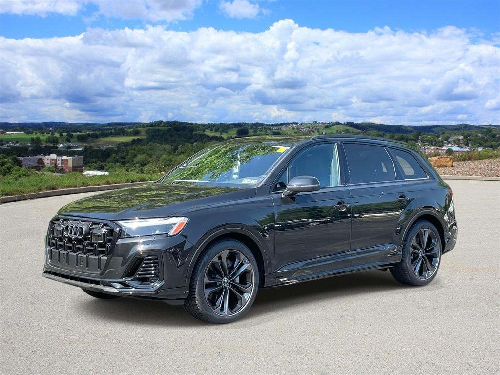 new 2025 Audi Q7 car, priced at $77,580