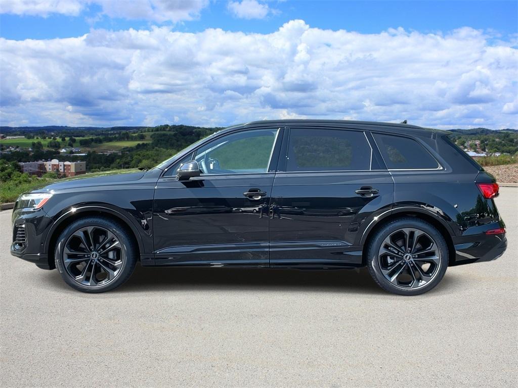 new 2025 Audi Q7 car, priced at $77,580