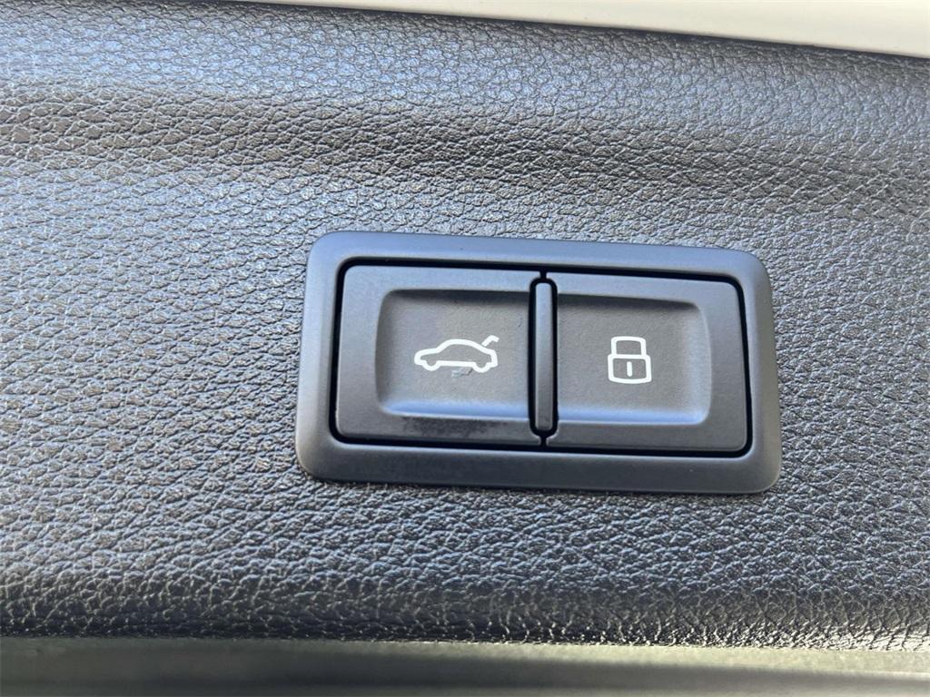 used 2022 Audi Q3 car, priced at $27,400