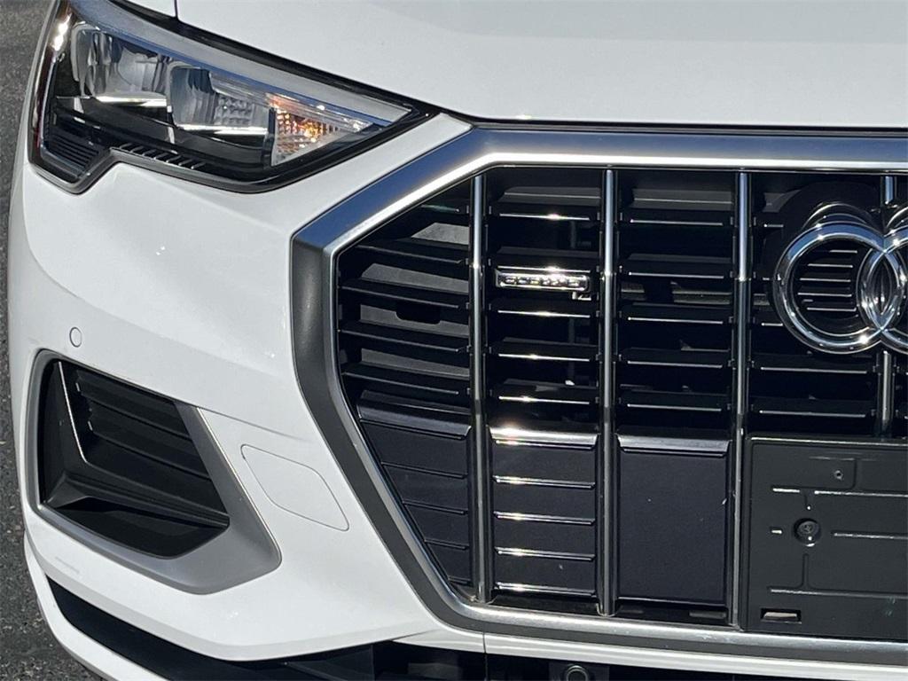 used 2022 Audi Q3 car, priced at $27,400