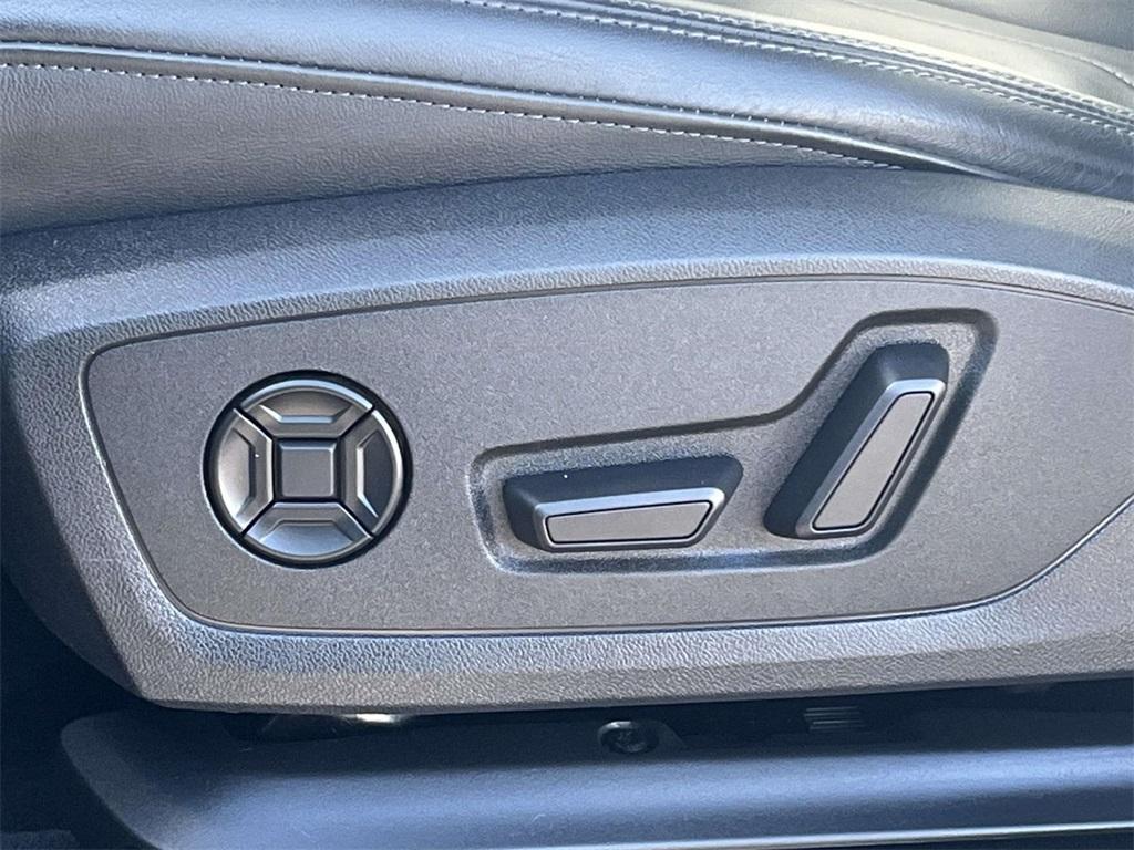 used 2022 Audi Q3 car, priced at $27,400