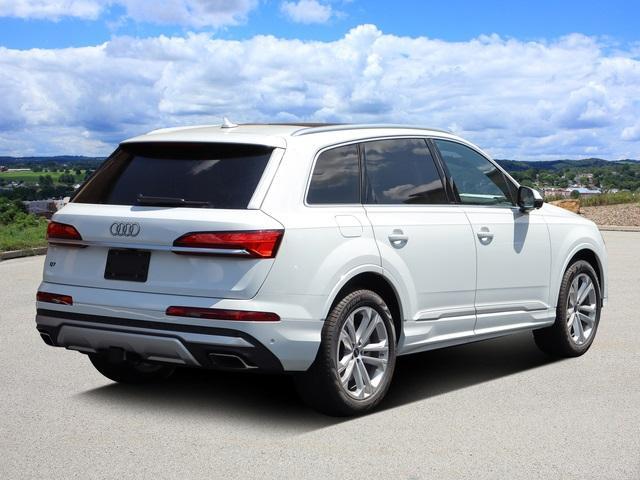 new 2025 Audi Q7 car, priced at $75,800