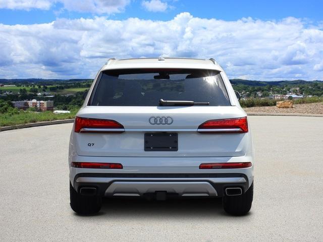 new 2025 Audi Q7 car, priced at $75,800