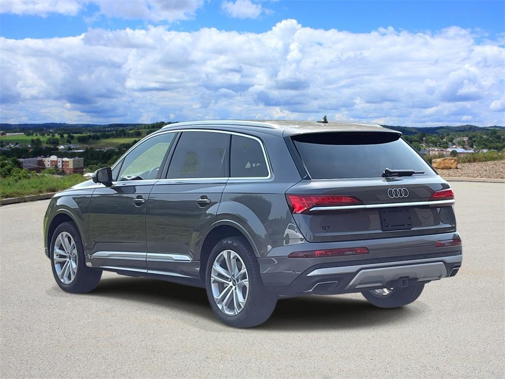 used 2025 Audi Q7 car, priced at $67,500