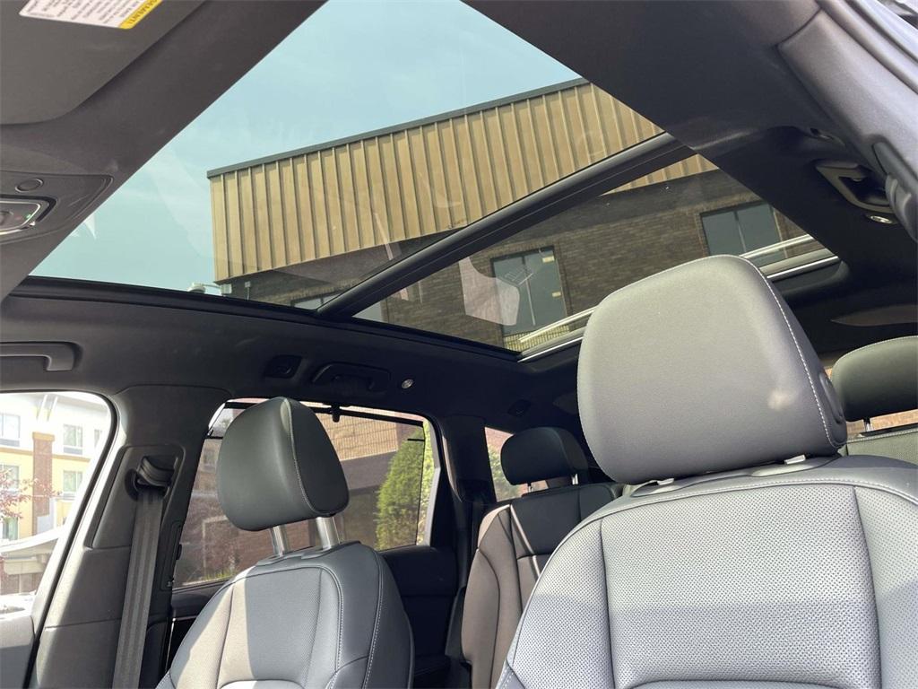 used 2025 Audi Q7 car, priced at $67,500