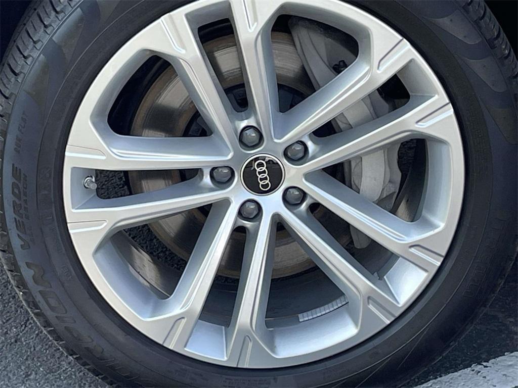 used 2025 Audi Q7 car, priced at $67,500