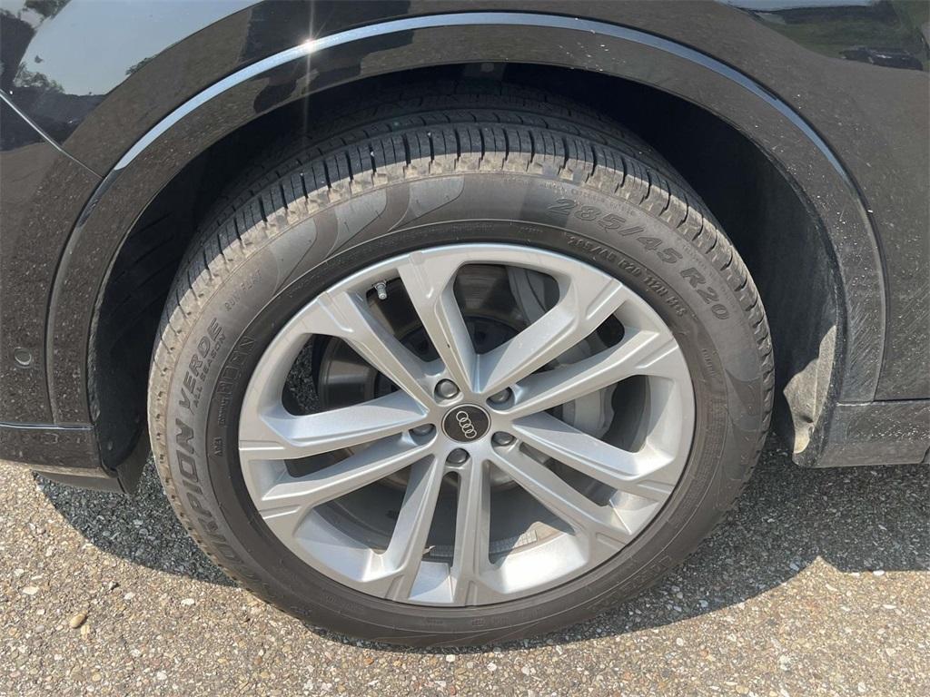 used 2025 Audi Q7 car, priced at $65,200