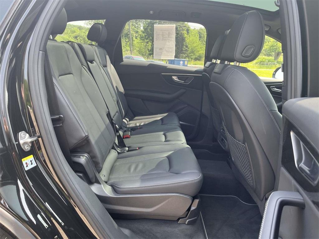 used 2025 Audi Q7 car, priced at $65,200